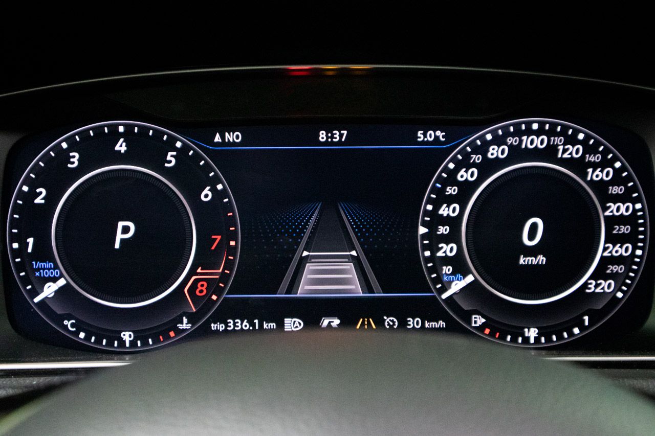Adaptive cruise control activeren